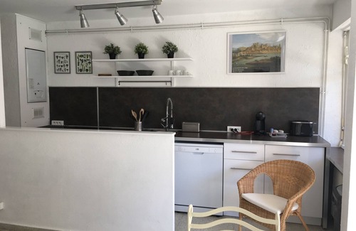 Frejus Port Apartment | Beautiful 2 bedroom apartment by the sea (4 pers)