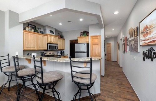 Branson Condo | Beautiful 2 Bedroom Lakefront Condo