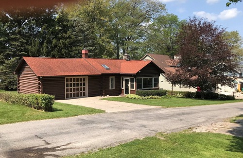 Herron House | Beautiful 2 bedroom log home on south end of Hubbard Lake
