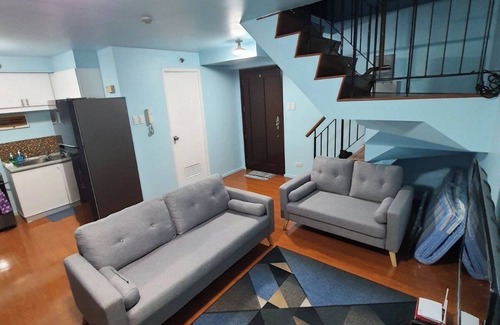 Wack-Wack Greenhills Condo | Beautiful 2-bedroom condo in nice Mandaluyong with WiFi, AC, fitness room