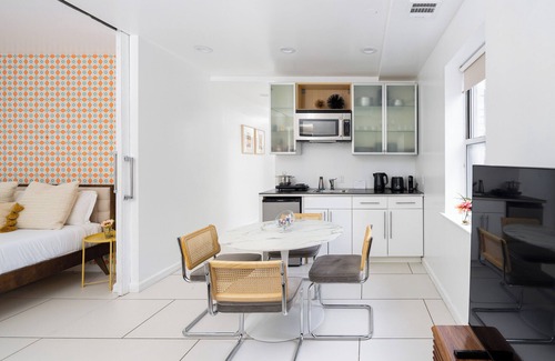 Turtle Bay Apartment | Beautiful 2 beds Apt in Midtown NYC #301