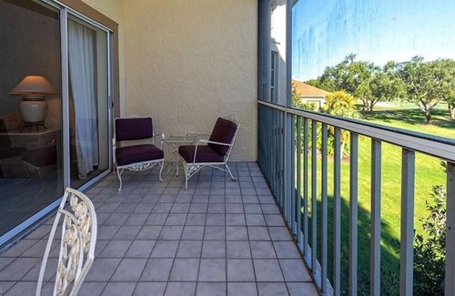 Vineyards Condo | Beautiful 2 Br. Condo (72531) by Houzlet