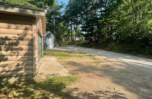 Harrison Cabin | Beautiful 2 BR Lakefront Cabin on Long Lake, Harrison Mi