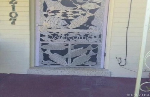 New Smyrna Beach House | Beautiful 2 Br. Single family (21866) by Houzlet