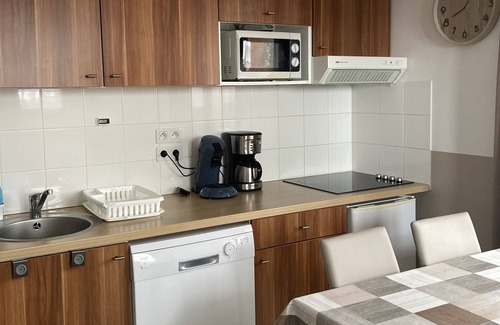Valberg Apartment | Beautiful 2-room apartment at the foot of the slopes, Résidence Adonis