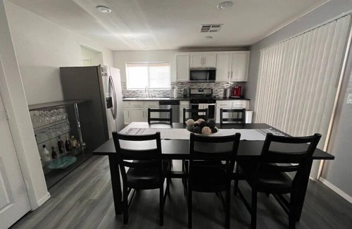 Sunrise Manor House | Beautiful 2 story home 20 minutes from the strip