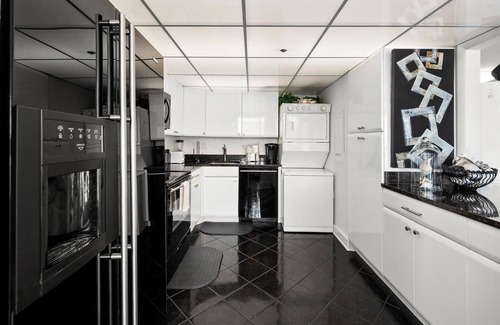 North Ocean City Condo | Beautiful 2 Story Side Ocean View 2 Bed Capri Condo