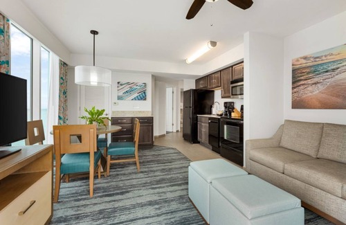 Ash Resort | Beautiful 2 Bedroom Suite at Towers on the Grove, Myrtle Beach.