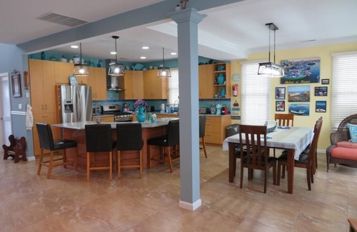 Beach Haven West House | Beautiful 2200 sq ft home Sleeps 10 Bring your water toys!