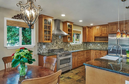 Sebastopol House | Beautiful 3,000 SF Castle in the Vineyards