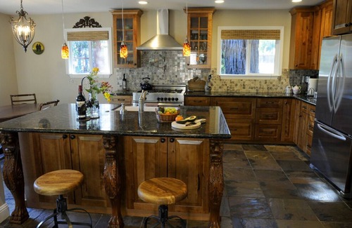 Sebastopol House | Beautiful 3,000 SF Castle in the Vineyards