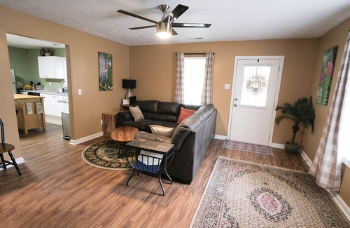Griffin House | Beautiful 3/2 Family Home