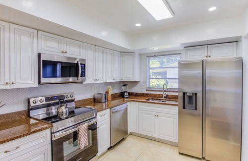 Cypress Lakes House | Beautiful 3/2 Home in Pompano Beach - Close to Beach
