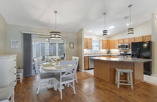 Piedmont Cottage | BEAUTIFUL 3/2 Ranch home on a CORNER LOT in the Village of Piedmont