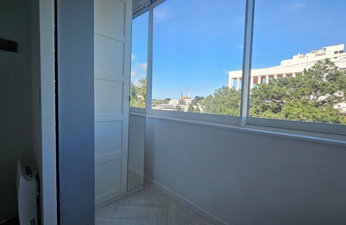 Royan Apartment | Beautiful 3* apartment FONCILLON district, 6 persons, city center, sea view