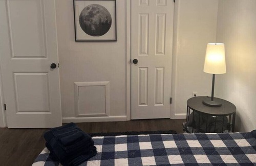 Norfolk - Virginia Beach House | Beautiful 3 BD Townhouse Near VA Beach Oceanfront