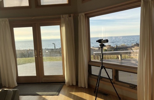 Point Roberts Cottage | Beautiful 3-Bedroom Seaside Cottage - Located on scenic Freeman Beach