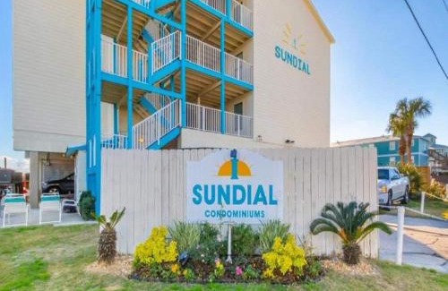 Gulf Shores House | Beautiful 3 Bedroom BEACHFRONT Condo (F3) - Sleeps 10