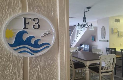 Gulf Shores House | Beautiful 3 Bedroom BEACHFRONT Condo (F3) - Sleeps 10