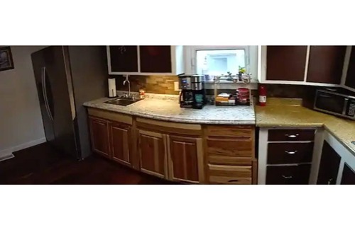 Spencer House | Beautiful 3 bedroom home in a peaceful setting. No contact check in. Fast WIFI