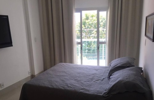 Centro Apartment | Beautiful 3 bedroom next to the main beaches in downtown Guarapari.
