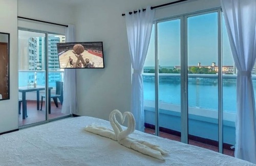 Bocachica Apartment | Beautiful 3 Bed Apartment in fantastic Cartagena . Visitors Allowed