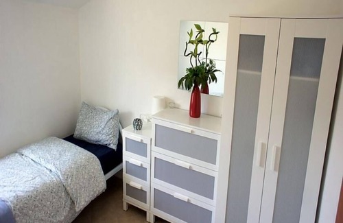 Marina di Caulonia Apartment | Beautiful 3 bed roomed apartment with sea views and very close to all amenieties