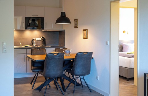 Spiekeroog Apartment | Beautiful 3-room apartment in a central location