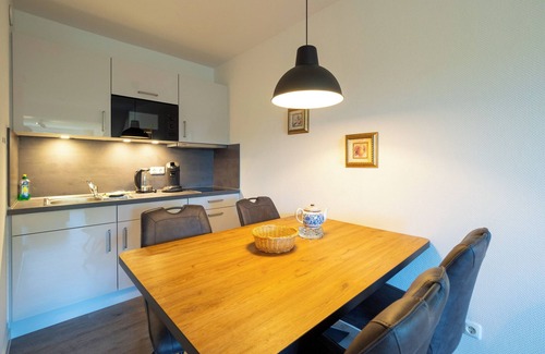 Spiekeroog Apartment | Beautiful 3-room apartment in a central location