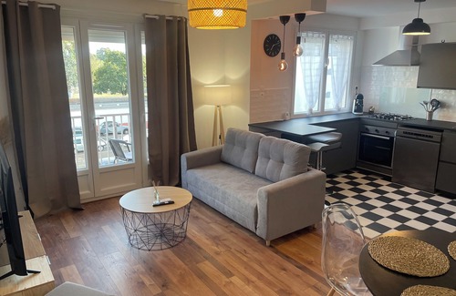 Meyzieu Centre Apartment | Beautiful 3-room apartment near EUREXPO/OL VALLÉE