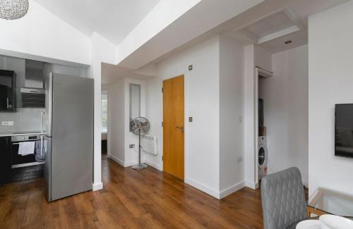 North Kensington Apartment | Beautiful 3Bed Central London Apartment Near Notting Hill