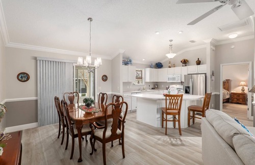 Glenbrook House | Beautiful 3BR/2BA Home — Prime Location Near Golf, Shopping & Sumter Landing!