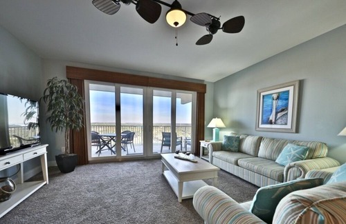 Panama City Beach Condo | Beautiful 3BR 3BA Lakefront Condo at the Laketown Wharf!