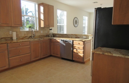 Bonita Springs House | Beautiful 4 bedroom, 3 bath w/heated swimming pool home 14 mins from the beach