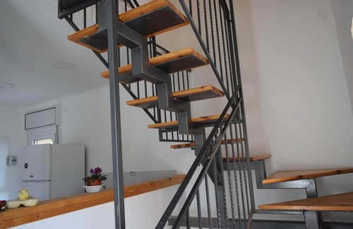 Jerusalem House | beautiful 4 bedroom apartment with gorgeous porch