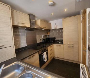 West Thurrock House | Beautiful 4 bedroom home with Parking by Lakeside