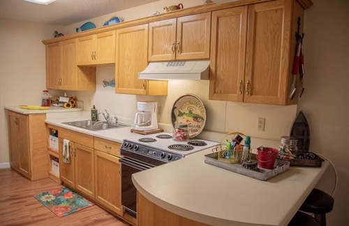 Greenwood House | Beautiful 4 bedroom Lakehouse on a deep water cove on Lake Greenwood.