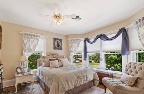 Stanley House | Beautiful 4 Bedroom Retreat in the heart of Shenandoah