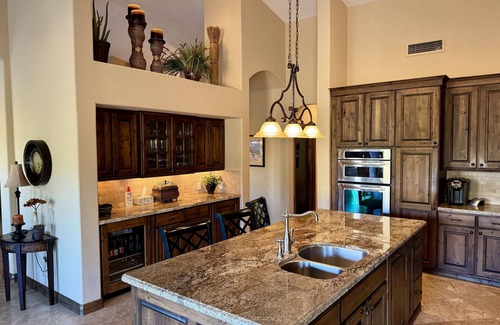 Gold Canyon House | Beautiful 4 bedroom home on 15th hole of Dinosaur Golf Course in Gold Canyon