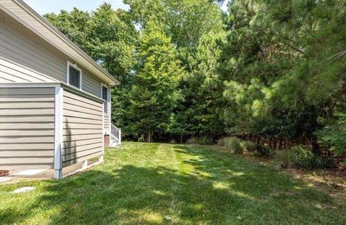 Sun Ridge House | Beautiful 4 Bedroom Home with 1st Floor Primary in Amenity Rich Bayside