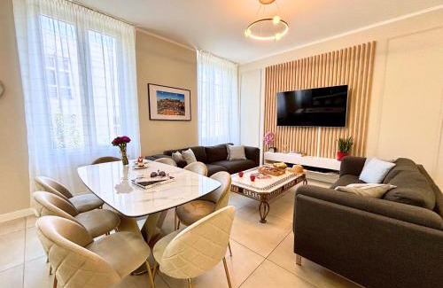Cannes City Centre Apartment | Beautiful 4 beds & 4 baths, 10min from Palais, 4 stars residence