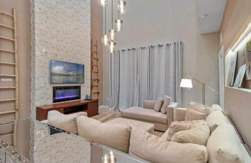 Florida Central Atlantic Coast House | Beautiful 4 suites - Close to Disney 7505