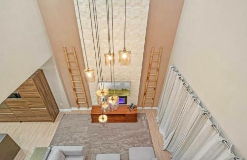 Florida Central Atlantic Coast House | Beautiful 4 suites - Close to Disney 7505