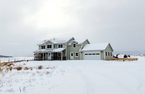 Coalmont House | Beautiful 5 BDRM mountain home on working bison ranch in North Park, CO.