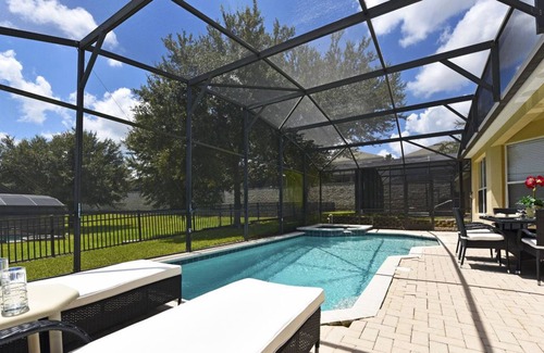 Windsor Hills House | Beautiful 5 Bed Gated Pool Home-7742CS
