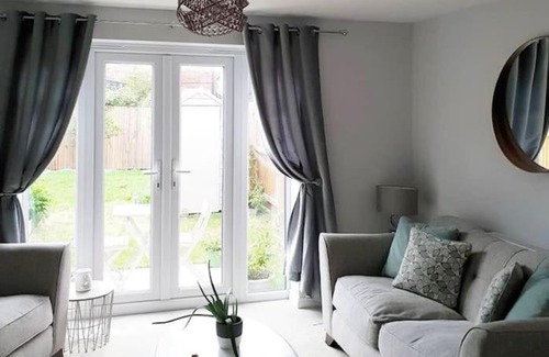 St. Michael's Apartment | Beautiful 5 bed home in london