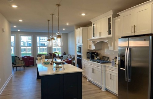 Dewey Beach House | Beautiful 5 bedroom, 4.5 bath townhome 0.7 miles from Rehoboth Beach Boardwalk
