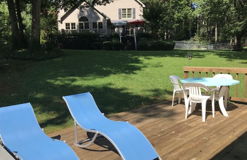 Littleton House | Beautiful 5 bedroom, 3.5 bath home on a quiet cove on Lake Gaston