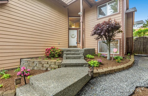 North Creek Apartment | Beautiful 5 bedroom spacious home for next vaca!
