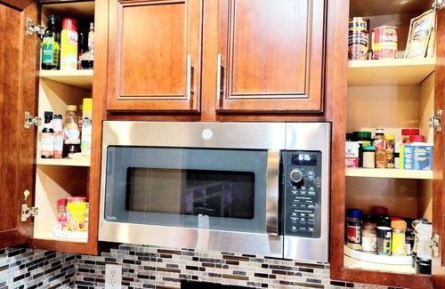 Montelena House | Beautiful 5 bedroom home with an Amazing * HEATED POOL!